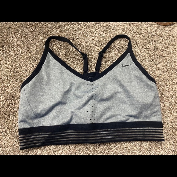 Nike Sports Bra - Picture 1 of 3